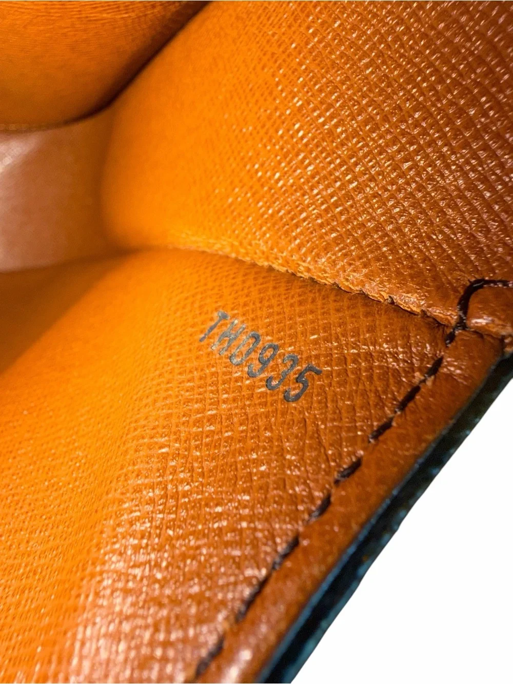 Louis Vuitton Saint Cloud GM Shoulder Bag in Classic Monogram Canvas